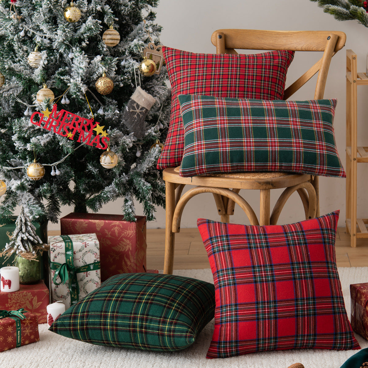 Traditional Plaid Cushion Cover